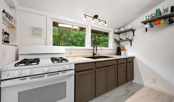 19 Perry Ln, Amherst, ME 04605