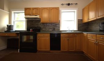 125 Grove St, Bangor, ME 04401