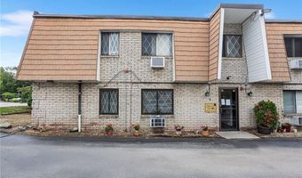 132 Hoffman Ave 116, Cranston, RI 02920