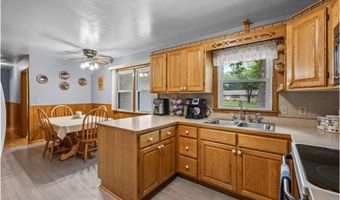 3945 8th Ave NW, Anoka, MN 55303