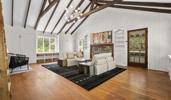 67 Obtuse Hill Rd, Brookfield, CT 06804