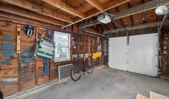 9 Milton Rd, Barrington, RI 02806