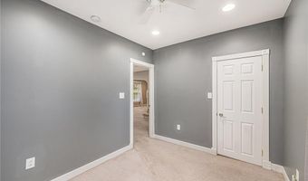 614 S 7th St, Atchison, KS 66002