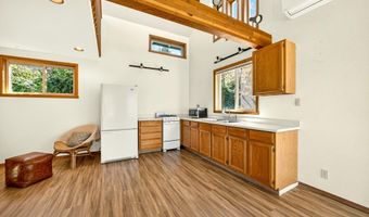 1159 Park St, Ashland, OR 97520