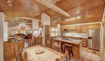 1009 N Loop Rd, Alpine, TX 79854