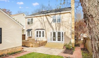 34 N GARFIELD St, Arlington, VA 22201