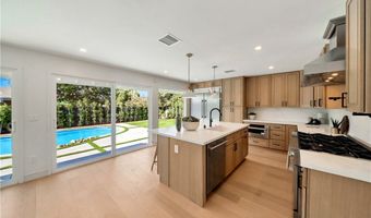 2613 W Chanticleer Rd, Anaheim, CA 92804