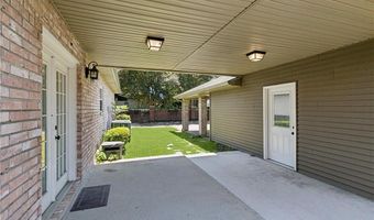 205 STONEHAVEN Dr, Belle Chasse, LA 70037