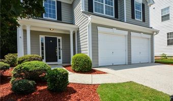 1045 Winthrope Chase Dr, Alpharetta, GA 30009