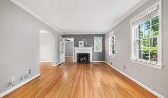 6145 12TH St N, Arlington, VA 22205