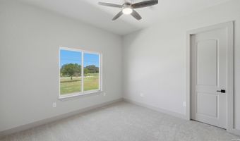 731 County Road 356, Adkins, TX 78101