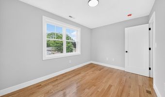 14 Neillian Way 14, Bedford, MA 01730