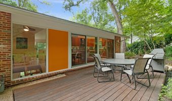 8004 PARK OVERLOOK Dr, Bethesda, MD 20817