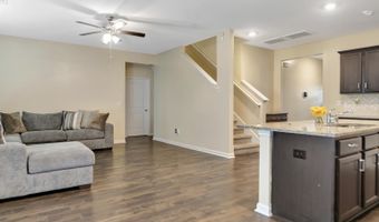 1056 FLYWAY VIEW Ln, Alabaster, AL 35007