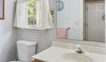 2 Westminster Dr, Asheville, NC 28804