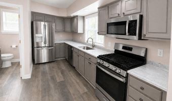 4 WEST St, Berlin, MD 21811