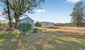 47 Midway St, Bamberg, SC 29003