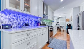 813 Lakeshore, Berkeley Lake, GA 30096