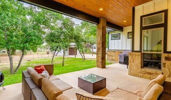 140 Wood Valley Dr, Adkins, TX 78101