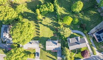 190 Crestview Dr, Abingdon, VA 24210