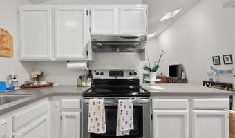 903 Redwood Dr, Aptos, CA 95003