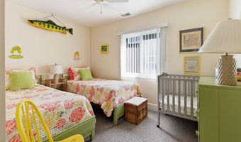 23 5th St, Beach Haven, NJ 08008