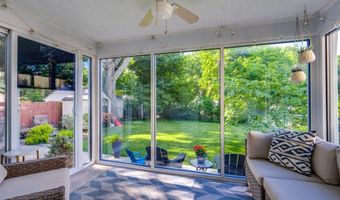 581 Palisades Dr, Akron, OH 44303