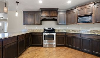 732 3RD St, Brookings, OR 97415