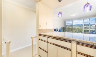 949 Ala Nanala St 702, Honolulu, HI 96818