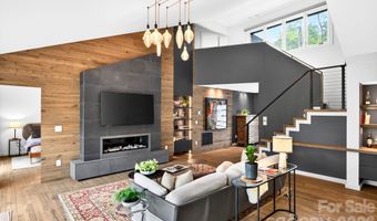 48 Woodvale Ave, Asheville, NC 28804
