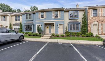 104 Dundee Ct, Aberdeen, NJ 07747