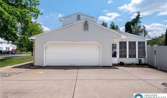 814 S Hays St, Allentown, PA 18103