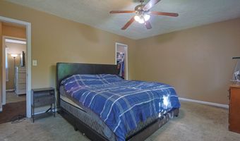 7834 Burr Oak Ct, Indianapolis, IN 46217