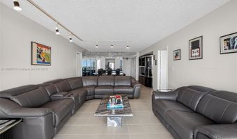 3701 N Country Club Dr 2209, Aventura, FL 33180
