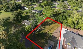 1217 Kiefer Creek Rd, Ballwin, MO 63021