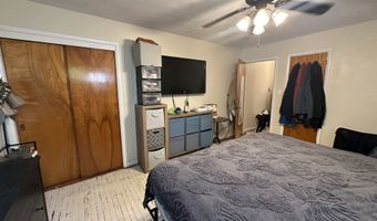 124 Canterbury Ct, Anderson, IN 46012