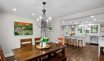 7 Lee Rd, Barrington, RI 02806