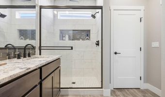 55702 N 370 Pr NE, Benton City, WA 99320