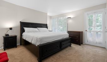 7551 SPRING LAKE Dr D-1, Bethesda, MD 20817