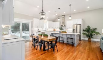 109 Codfish Hill Rd, Bethel, CT 06801