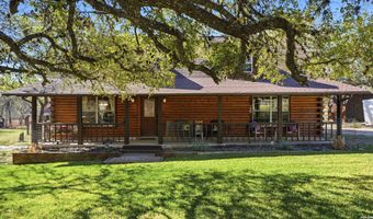828 Shady Grv, Adkins, TX 78101