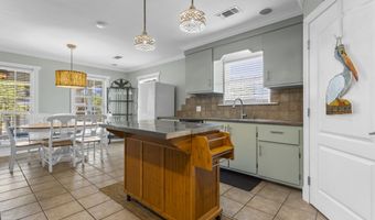 4229 21st Ave, Bay St. Louis, MS 39520