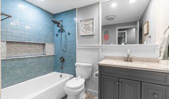 63 Hunters Ln, Amherst, NY 14221