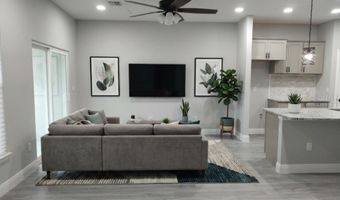 802 MARVIN C ZANDERS Ave, Apopka, FL 32703