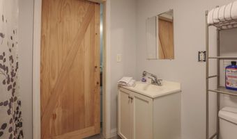 53 Lincolnville Ave, Belfast, ME 04915