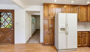 1150 Hillview Dr, Ashland, OR 97520