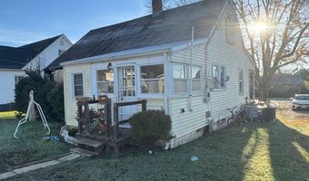 904 7TH St, Altavista, VA 24517