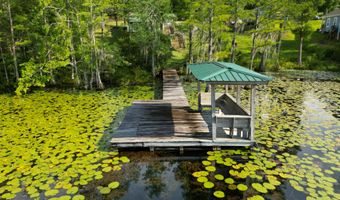 2684 LAKEVIEW Cir, Alford, FL 32420