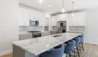 816 Chapman St, Ashland, VA 23005