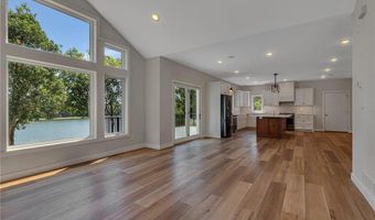 3007 W Lake Jessie Dr SE, Alexandria, MN 56308